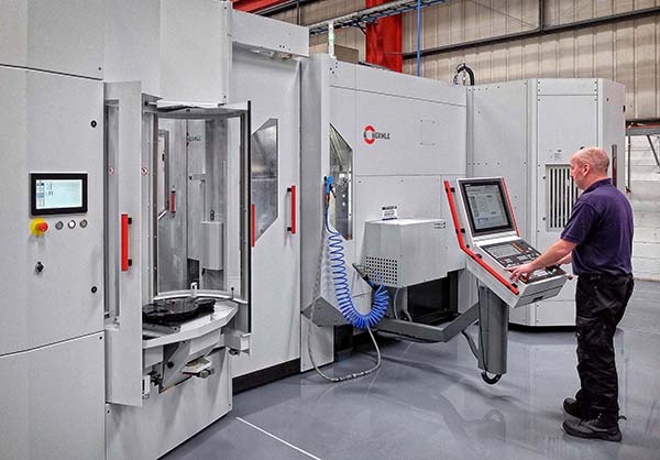 Flexibility secures multi-pallet machining cell order