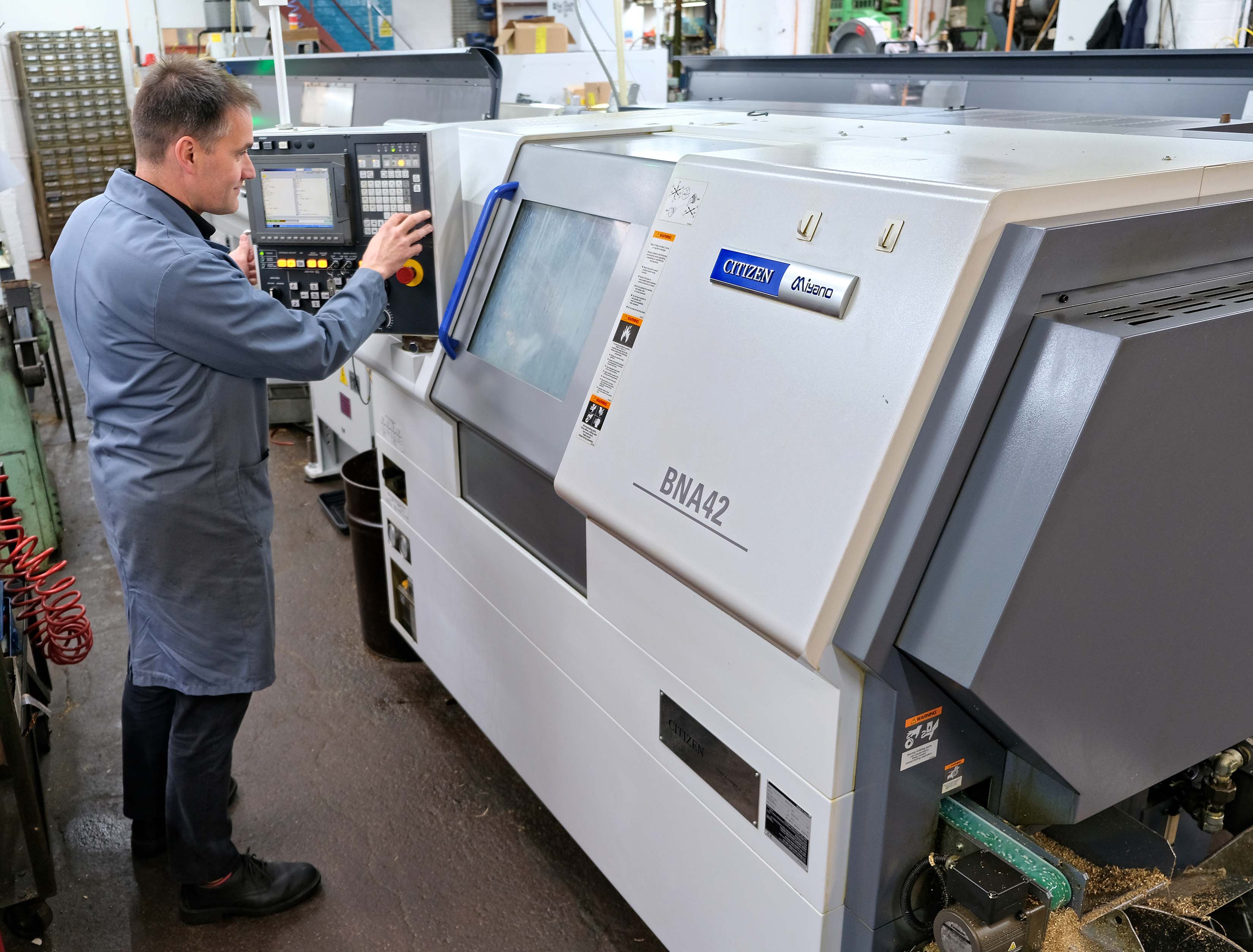 MANUFACTURER BUYS SLIDING-HEAD LATHES BUT MACHINES PARTS WITHOUT THE GUIDE BUSH