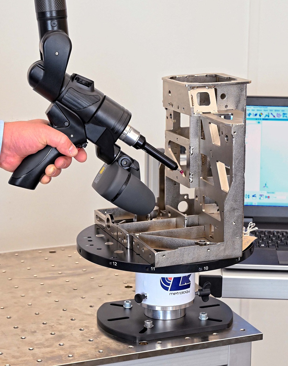 Rotary table raises efficiency of portable arms