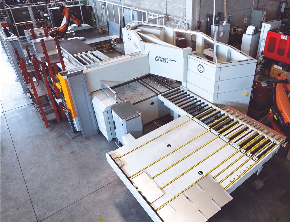 RAS transforms metal furniture production