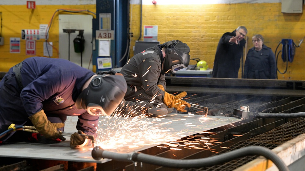 BAE cuts first steel for HMS Sheffield