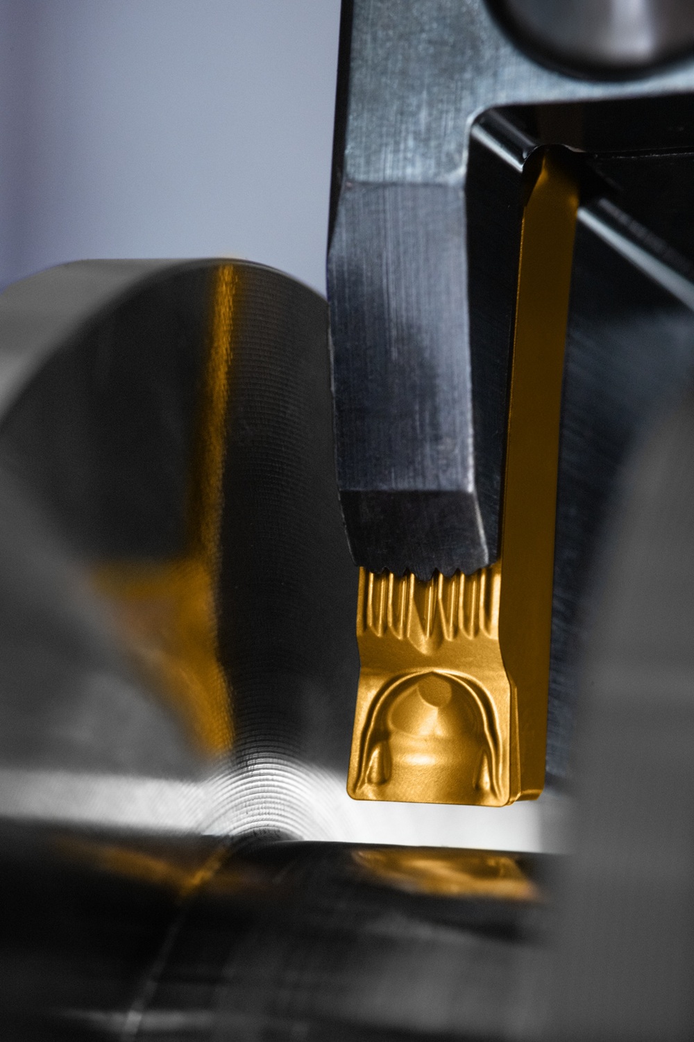 Walter launches two new grooving geometries 