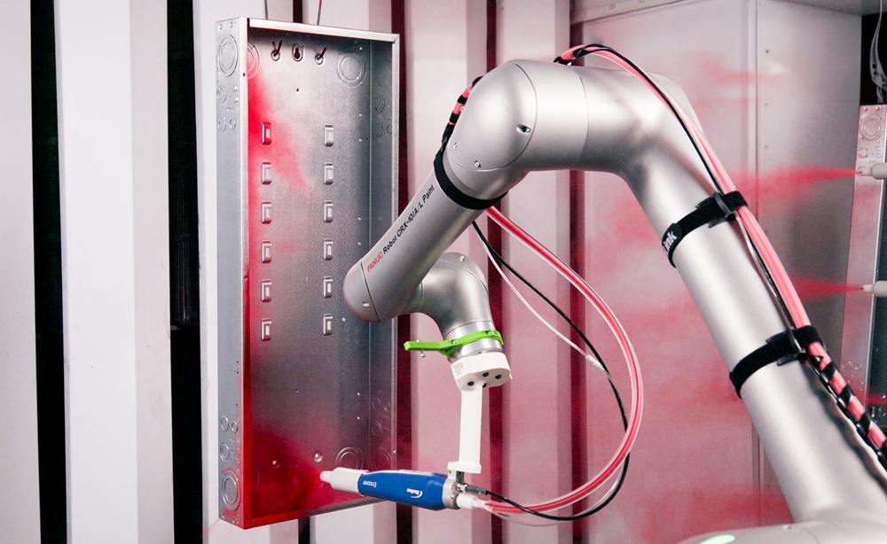 World’s first explosion-proof paint cobot launched