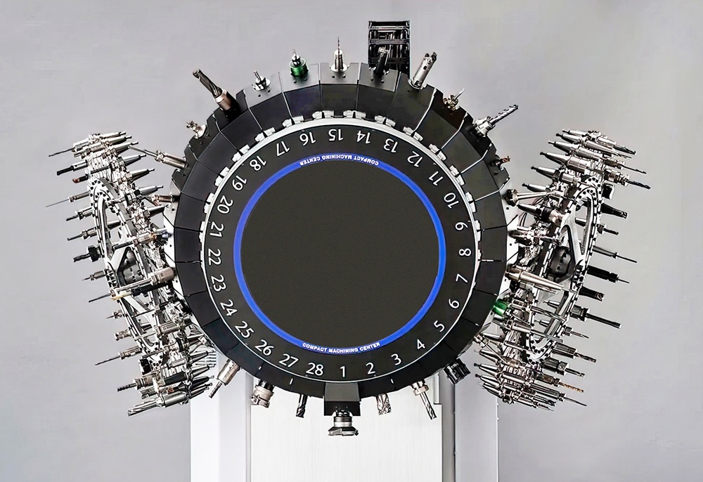 First 30-taper machining centre with 100 tools